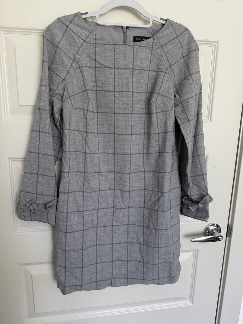 Banana Republic Light Gray Windowpane Sheath Dress